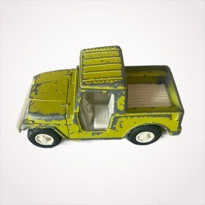 Vintage Tootsie Toy Jeep Truck